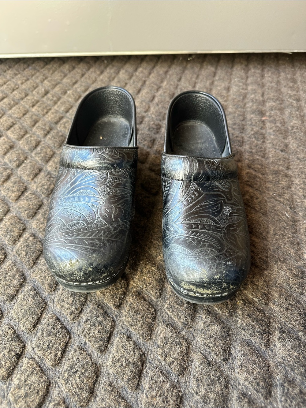 Black Embossed dansko’s